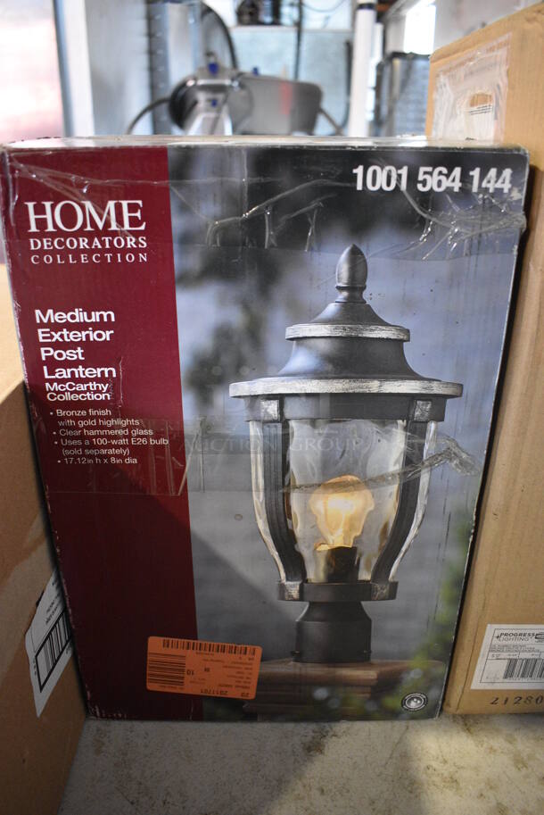 BRAND NEW SCRATCH AND DENT! Home Decorators Medium Exterior Post Lantern Light Fixture