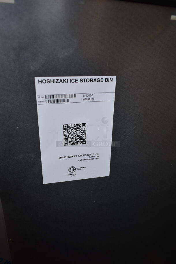 BRAND NEW SCRATCH AND DENT! Hoshizaki B-900SF Stainless Steel Commercial Ice Bin.  - Image 4 of 4