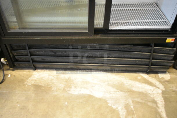 2017 True GDM-41SL-48-HC-LD Metal Commercial 2 Door Reach In Cooler Merchandiser. 115 Volts, 1 Phase. Tested and Working! - Image 5 of 7