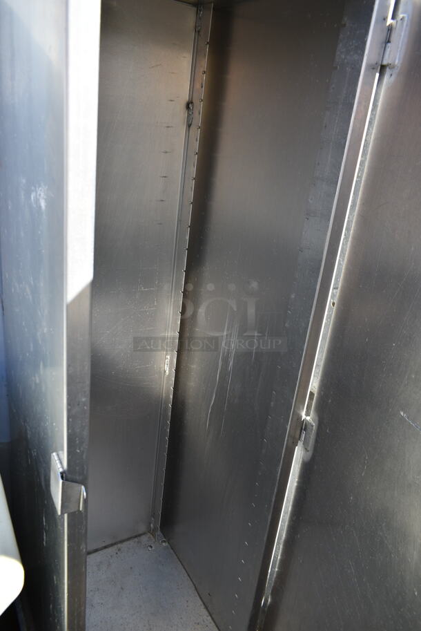 Lockwood CA60-RR25 Metal Enclosed Pan Rack.  - Image 2 of 3