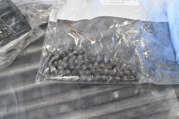 3 BRAND NEW SCRATCH AND DENT! Items Including Cleveland KE00458-1 Control Box; Ket,Kgl/T, Avantco 177T140CHAIN Replacement Drive Chain for T140 Conveyor Toaster, RTW-125L. 3 Times Your Bid!  - Image 5 of 8