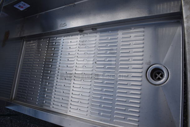 Stainless Steel Commercial Drain Board w/ Left Side Drain Board and Back Splash. 36x24x36 - Image 5 of 5