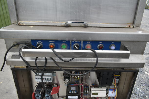 LVO FL14G Stainless Steel Commercial Floor Style Natural Gas Powered Pot and Pan Washer. 48,000 BTU. 460 Volts, 3 Phase.  - Image 5 of 11