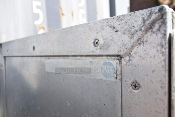 Lockwood Metal Enclosed Pan Rack.  - Image 3 of 3