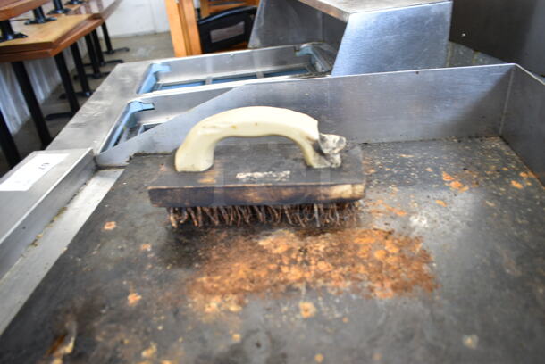 Comstock-Castle Stainless Steel Commercial Countertop Natural Gas Powered Flat Top Griddle and Charbroiler Grill Combo.  - Image 6 of 7