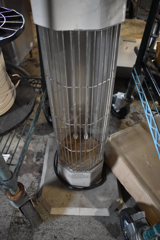 Lakewood Metal Floor Style Quartz Heater. 12x14x27 - Image 4 of 4