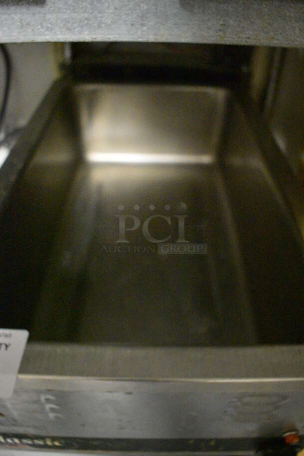 American Permanent Ware W-3V Stainless Steel Commercial Countertop Food Warmer. 120 Volts, 1 Phase. 14.5x23x9. Item Was in Working Condition on Last Day of Business. (kitchen) - Image 3 of 4