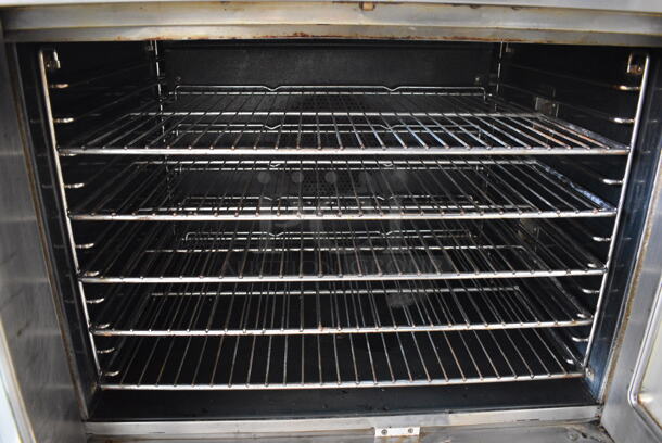 Baker's Pride Stainless Steel Commercial Natural Gas Powered Full Size Convection Oven w/ View Through Doors, Metal Oven Racks and Thermostatic Controls. 39x39x36 - Image 4 of 6