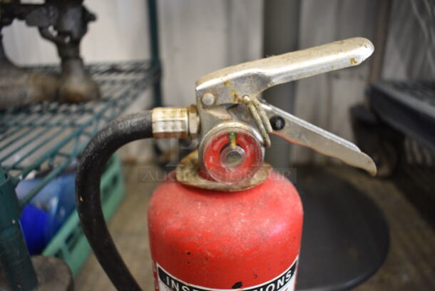 Amerex Fry Chemical Fire Extinguisher. 6x4x15 - Image 3 of 3