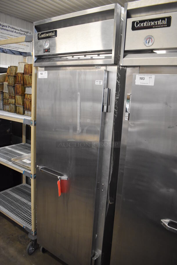 Continental 1FE Stainless Steel Commercial Single Door Reach In Freezer on Commercial Casters. 115 Volts, 1 Phase. 29x34x81. Tested and Powers On But Does Not Get Cold - Image 3 of 7