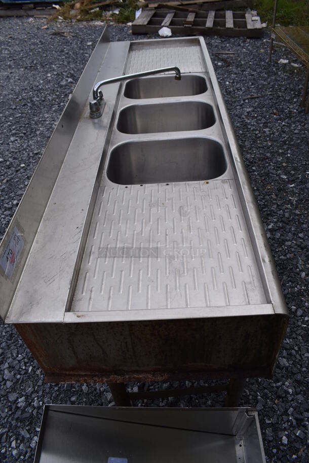 Stainless Steel Commercial 3 Bay Sink w/ Dual Drain Boards, Faucet and Handles. 72x21x29. Bays 10x13.5x8. Drain Boards 15x18x1 - Image 5 of 5