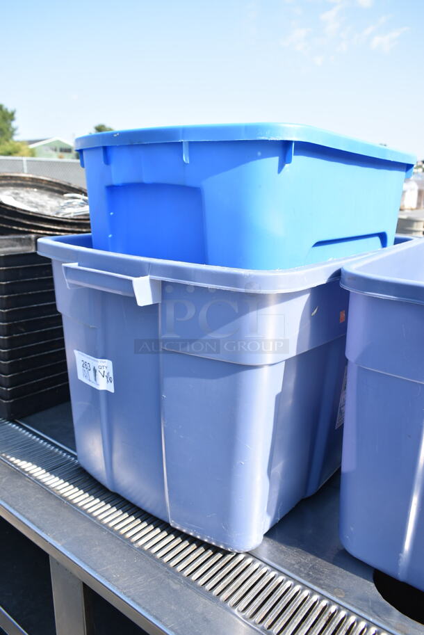 ALL ONE MONEY! Lot of Poly Bins and 2 Metal Round Pizza Pans - Image 4 of 11