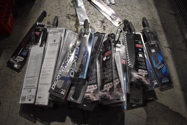 ALL ONE MONEY! Crate of Various BRAND NEW Items Including Knives - Image 1 of 8