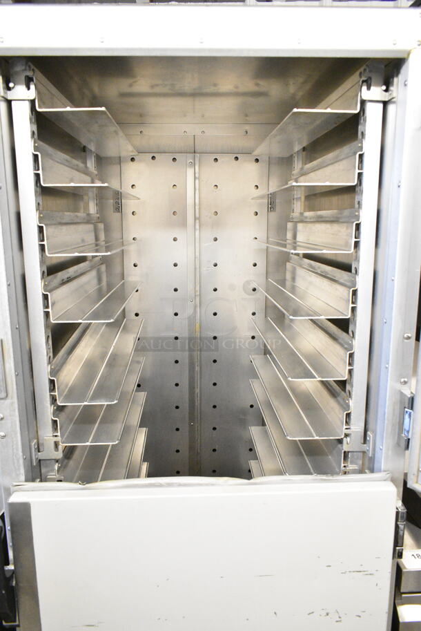 Metro HM15LW CC5953AREV Metal Commercial Heated Holding Cabinet on Commercial Casters. 120 Volts, 1 Phase. Tested and Working! - Image 5 of 8