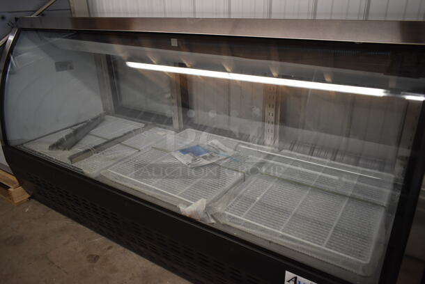 BRAND NEW SCRATCH AND DENT! Avantco 178DLC82HCB Black Metal Floor Style Curved Glass Refrigerated Deli Case. Missing 1 Door, 1 Door Has Glass Damage. 115 Volts, 1 Phase. Tested and Working! - Image 5 of 7