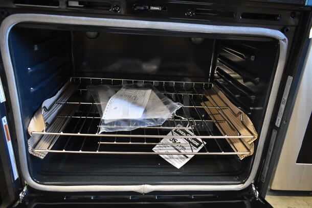 Whirlpool WOS31ES0JS01 Stainless Steel Electric Powered Oven. 120/208-240 Volts, 3 Phase.  - Image 3 of 4
