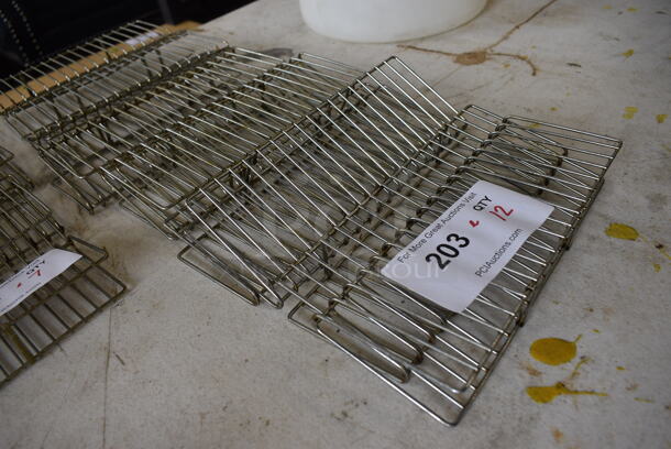 ALL ONE MONEY! Lot of 12 Metal Fry Basket Inserts! 9x1.5x3.5 - Image 3 of 4