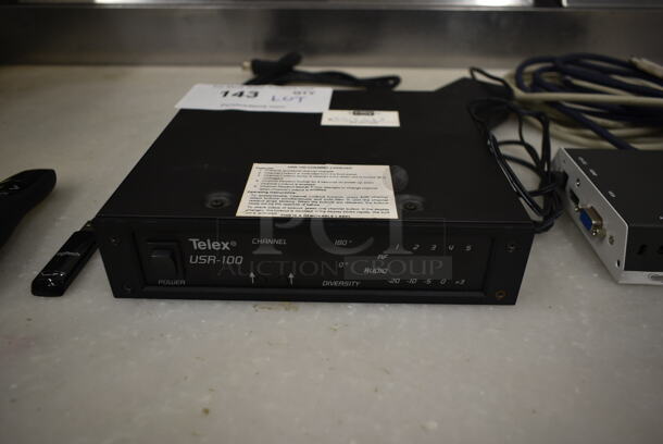 Telex USR-100 Uhf Wireless Microphone Combo System - Image 4 of 8