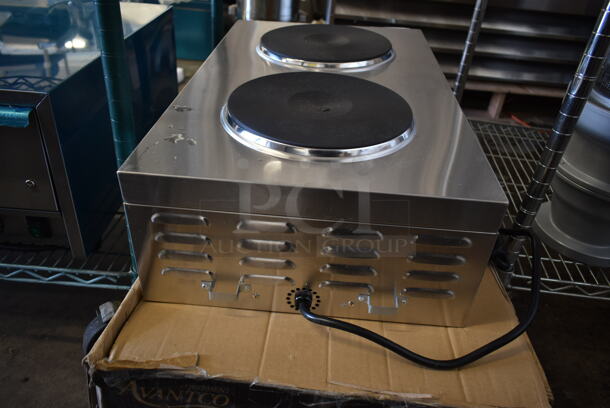 BRAND NEW SCRATCH AND DENT! Avantco 177CER200 Stainless Steel Commercial Dual Solid French-Style Burner Countertop Electric Rang. 208/240 Volts, 1 Phase. - Image 6 of 7
