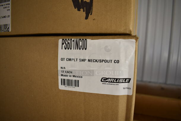 5 Boxes of 12 BRAND NEW SCRATCH AND DENT! Carlisle Store N' Pour PourPlus 1 Qt. Container with Assorted Spout / Neck and Cap PS601NC00. 5 Times Your Bid! - Image 4 of 8