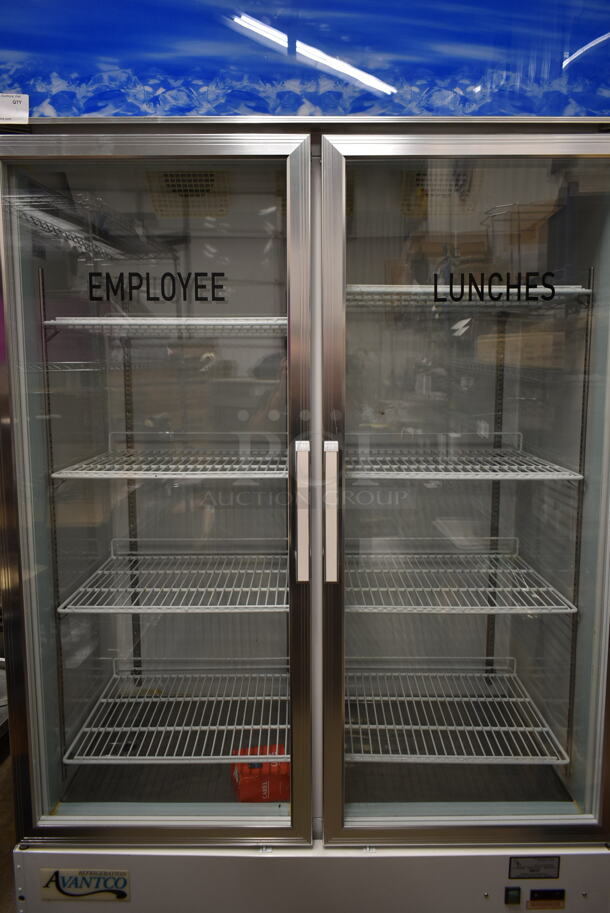 LIKE NEW! Avantco 178GDC40 Metal Commercial 2 Door Reach In Cooler Merchandiser w/ Poly Coated Racks on Commercial Casters. 115 Volts, 1 Phase. Tested and Working! - Image 3 of 10