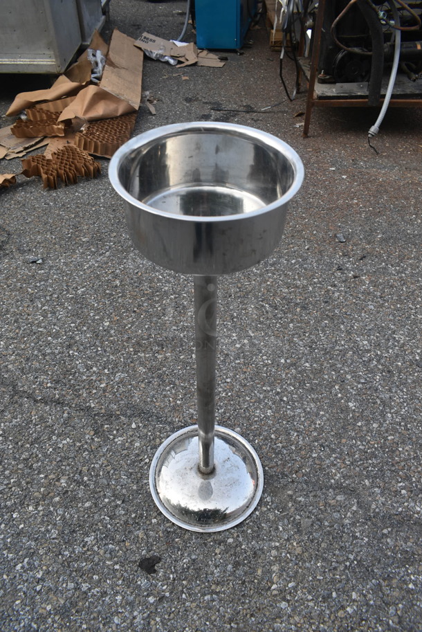 Metal Ice Bucket Stand. - Image 2 of 4