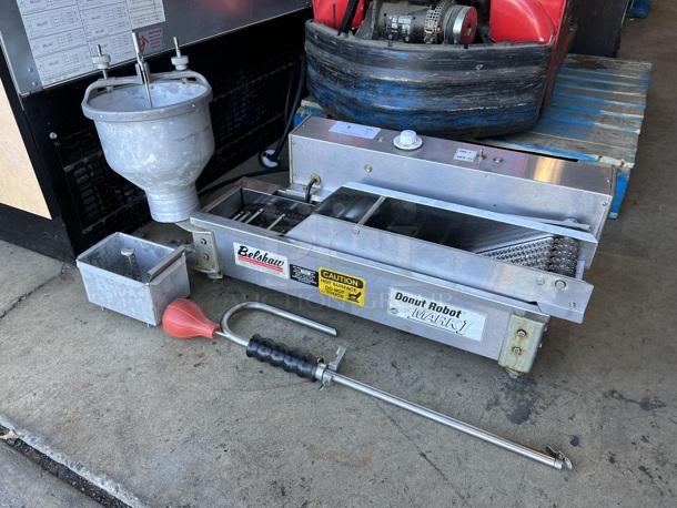 Belshaw MKI-GP Mark I Stainless Steel Commercial Countertop Donut Robot w/ Hopper. Missing Arm. 120 Volts, 1 Phase. 34x15x12 - Image 2 of 11