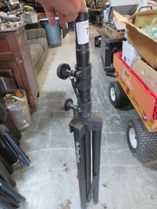 One On Stage Stand.