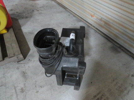 One Air Stream Inflatable Blower. #AS10. 120 Volt.
