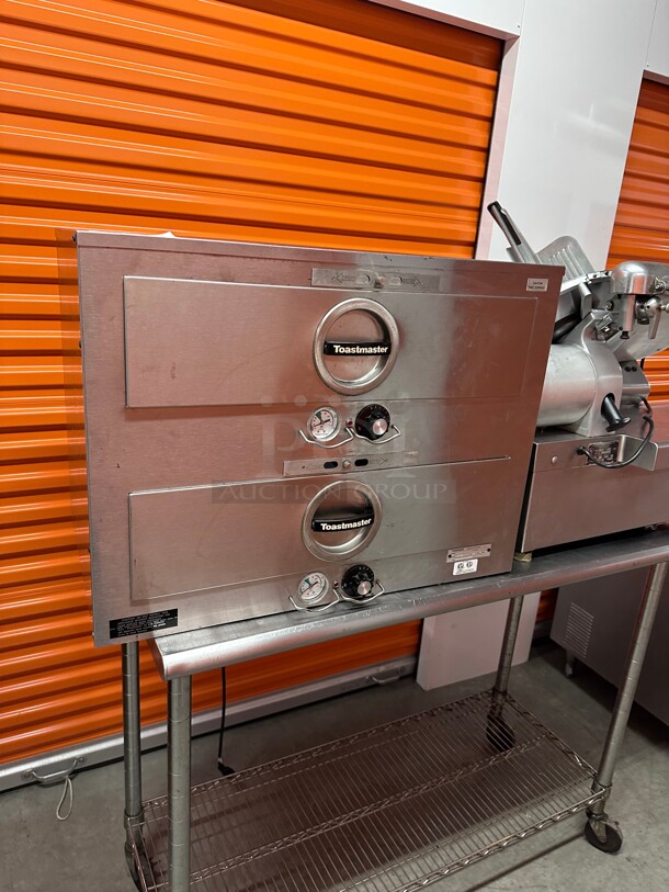 Working! Toastmaster 3B84029.19 inch W Freestanding Warming Drawer w/ (2) 21.5 inch Compartments, 120v NSF Tested and Working! - Image 1 of 11