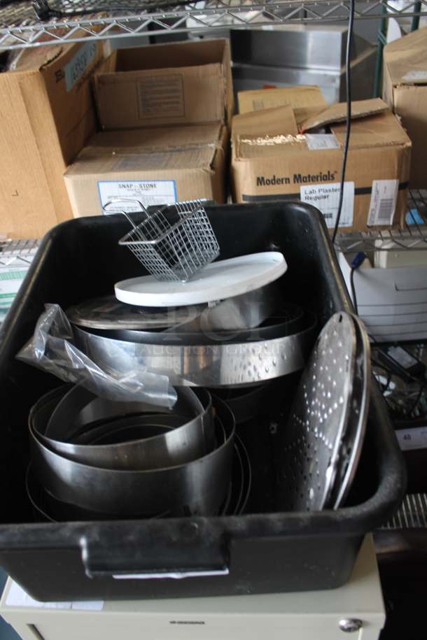 ALL ONE MONEY! Tier Lot of Various Items Including Pelican Head Blades and Full Size Metal Baking Pans! - Image 4 of 4