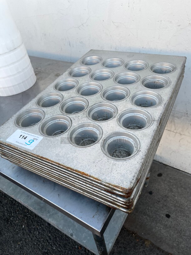 Nice! Commercial Aluminum Baking Sheets Great for Muffins or cup cakes NSF  - Image 7 of 7