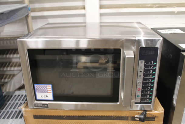 BRAND NEW SCRATCH AND DENT! Amana RCS10TS Commercial Stainless Steel Electric Stackable Microwave. 120V. Tested And Working!  - Image 3 of 11