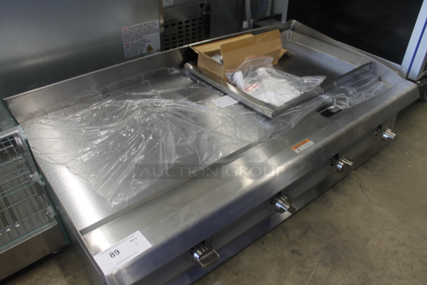 BRAND NEW SCRATCH AND DENT! Cooking Performance Group CPG 351GTCPG48NL Stainless Steel Commercial Countertop Natural Gas Powered Flat Top Griddle. 120,000 BTU. - Image 2 of 5