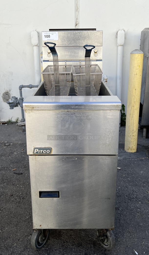 Commercial Natural Gas Pitco Fryer 35 LB Tested and Working!