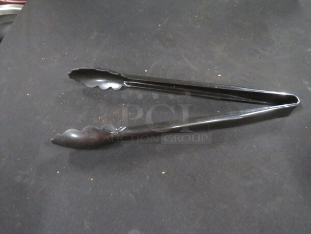 12 Inch Poly Utility Tong. 12XBID - Image 1 of 1