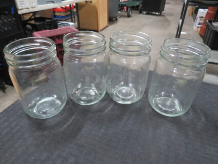 Pint Jar. 4XBID
