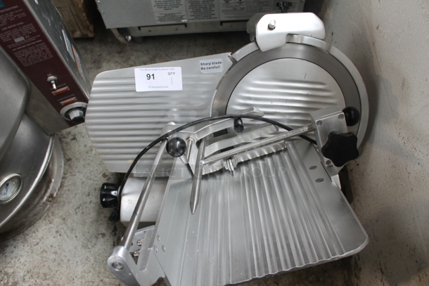 Avantco AMS0013 Stainless Steel Commercial Countertop Meat Slicer w/ Blade Sharpener. 120 Volts, 1 Phase. Tested and Working! - Image 2 of 8