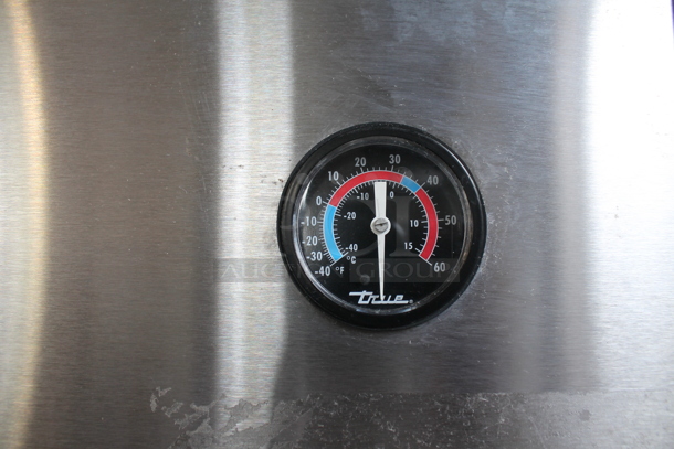 2013 True TG2R-2S ENERGY STAR Stainless Steel Commercial 2 Door Reach In Cooler w/ Poly Coated Racks on Commercial Casters. 115 Volts, 1 Phase. Tested and Working! - Image 4 of 11