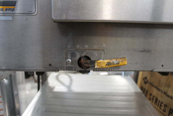 AccuTemp SNH 11 Stainless Steel Commercial Single Door Steam Cabinet w/ Under Shelf on Commercial Casters. 208-250 Volts, 3 Phase. - Image 6 of 10