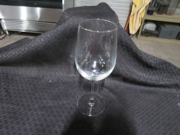 Stem Wine Glass. 7XBID - Image 1 of 1