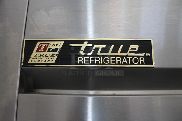 2014 True TG2R-2S ENERGY STAR Stainless Steel Commercial 2 Door Reach In Cooler w/ Poly Coated Racks on Commercial Casters. 115 Volts, 1 Phase. Tested and Working! - Image 3 of 11