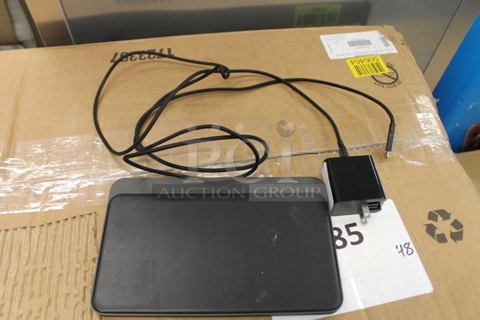 Nomad Base Station Pro Wireless Charger. Tested and Working!