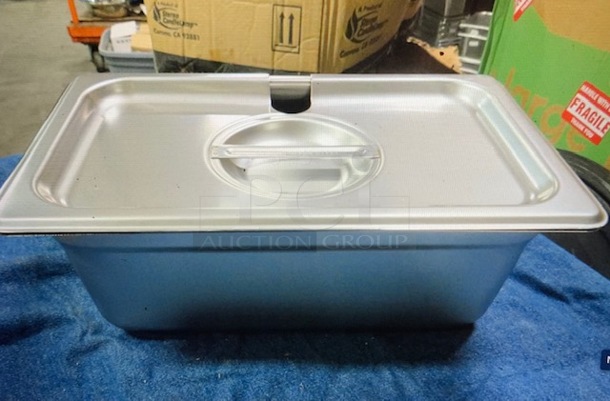 NEW 1/4 Size 4 Inch Deep Hotel Pan With Lid. 2XBID - Image 1 of 1