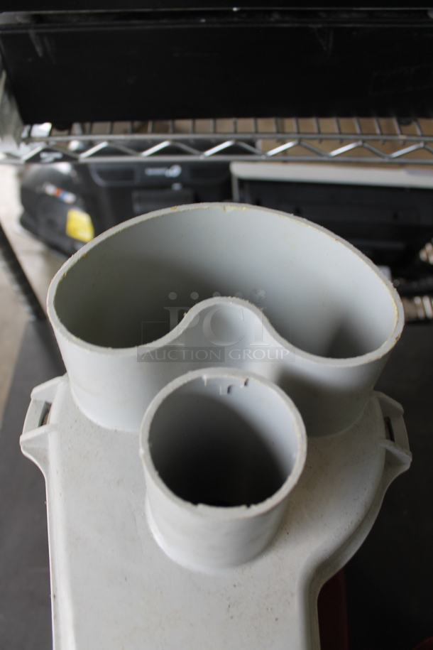 Robot Coupe R2 Ultra Metal Commercial Countertop Food Processor w/ Blade. Tested and Does Not Power On - Image 3 of 7