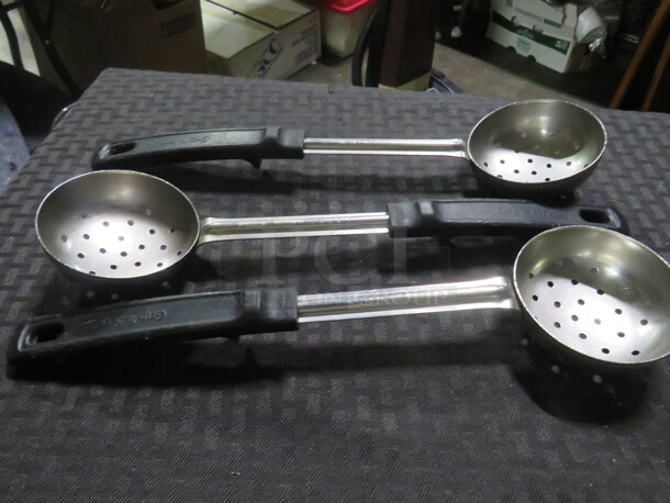 Perforated  Spoodle. 3XBID - Image 1 of 1