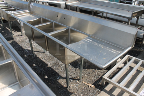 BRAND NEW SCRATCH AND DENT! Regency 60031717224 103" 16-Gauge Stainless Steel Three Compartment Commercial Sink with Galvanized Steel Legs and 2 Drainboards. Bays 17x17x12. Drain Boards 22x19x1