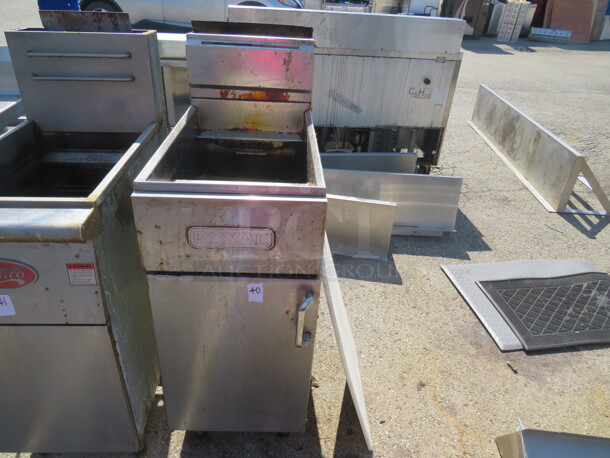 One Royal Natural Gas Deep Fryer. 15.5X31X46 - Image 1 of 2