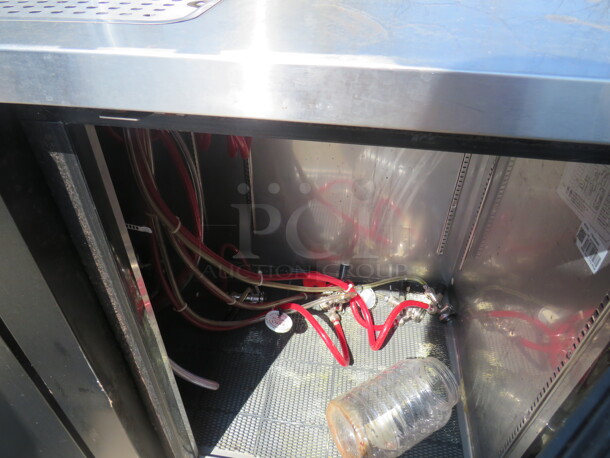 One Avantco 3 Door Kegorator With 2 Towers, And 8 Taps. 115 Volt. Model# 178UDD4HC. 90X27.5X53 - Image 5 of 5