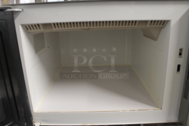 2010 Amana RCS10MPA Stainless Steel Commercial Countertop Microwave Oven. 120 Volts, 1 Phase. - Image 4 of 5